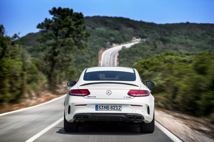 Mercedes-AMG C63 S Coupe 2015 года  (фото 31 из 40)